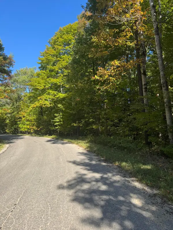 V/L 2 AC Lewis Road, East Jordan, MI 49727
