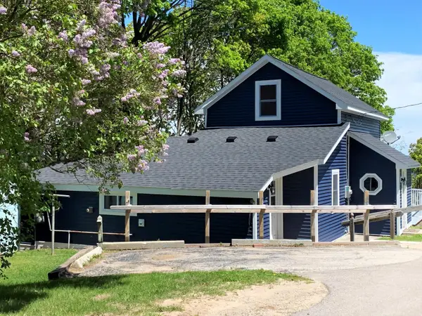 121 Fitch Street, St. Ignace, MI 49781