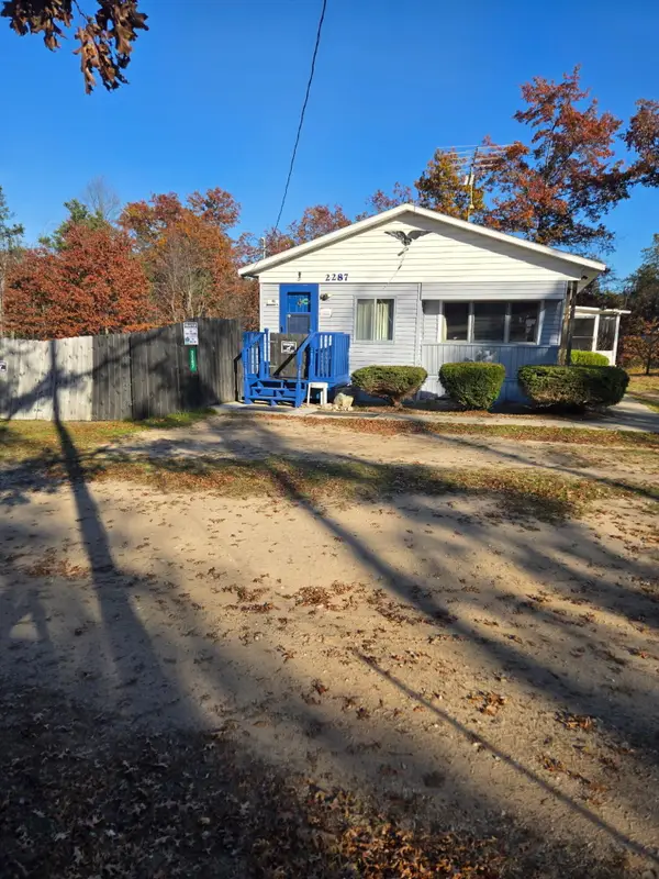 2287 S Harris Trail, Mio, MI 48647
