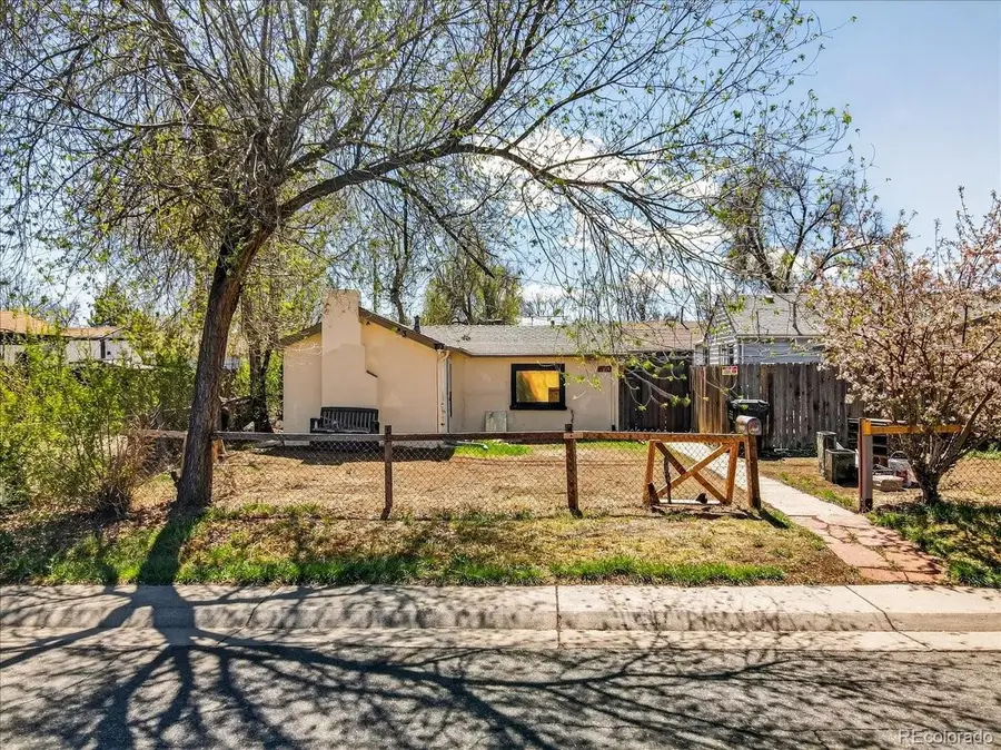 3880 W Ohio Avenue, Denver, CO 80219 - #2