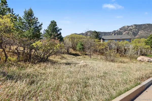 135 Chantrey Court, Colorado Springs, CO 80906