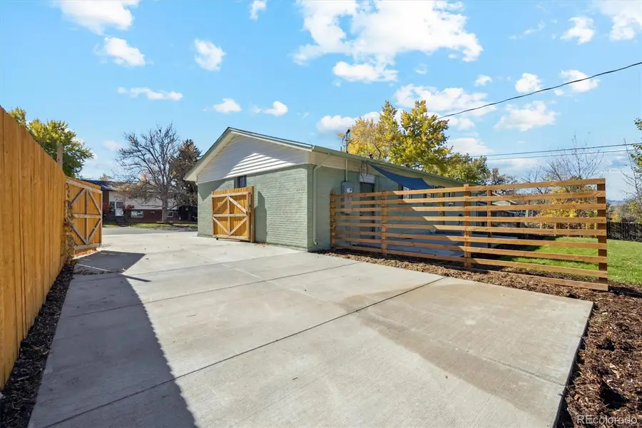 707 W Easter Avenue, Littleton, CO 80120 - Image #2