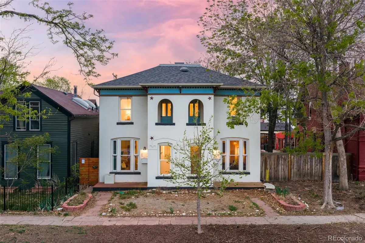 2921 Curtis Street, Denver, CO 80205 - #1