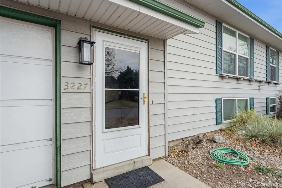 3227 S Hoyt Way, Lakewood, CO 80227 - #3
