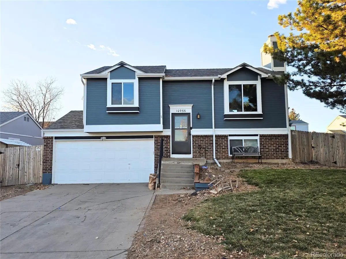 10966 W Bowles Place, Littleton, CO 80127 - Image #1