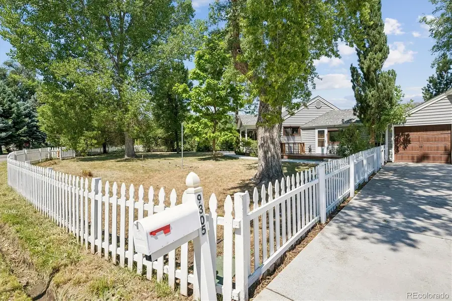 9305 W 5th Avenue, Lakewood, CO 80226 - #3