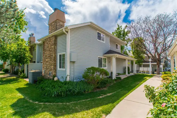 12420 E Pacific Circle #A, Aurora, CO 80014
