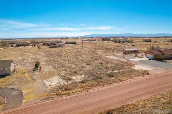 1464 E Gem Drive, Pueblo, CO 81007