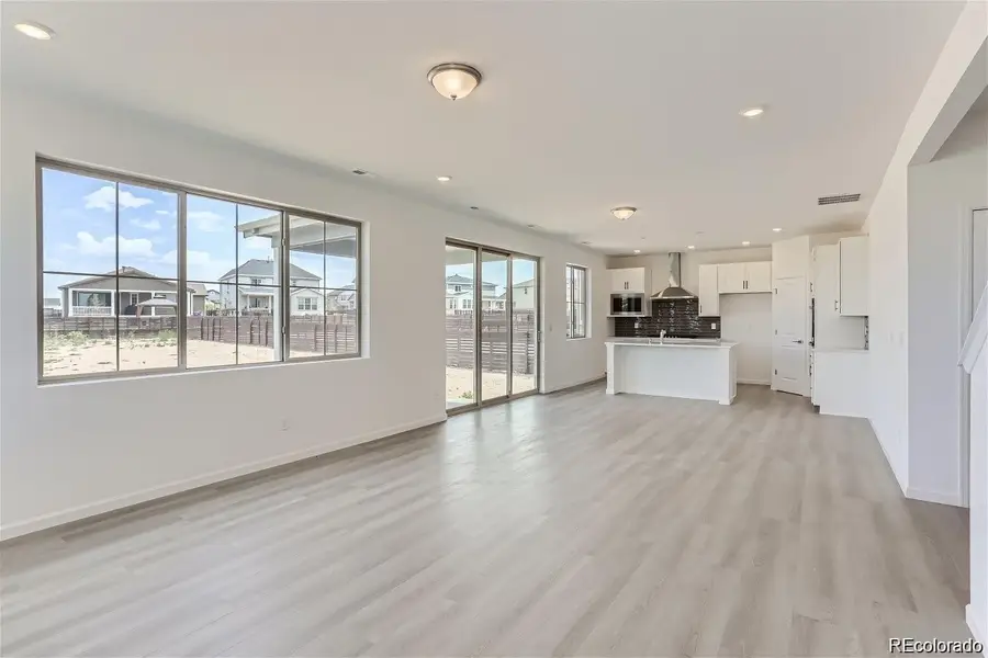 170 S Vandriver Way, Aurora, CO 80018 - #3
