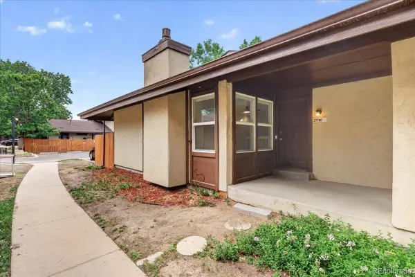 3736 S Fairplay Way, Aurora, CO 80014