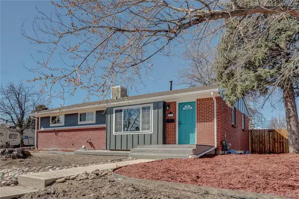 6733 S Ash Way, Centennial, CO 80122