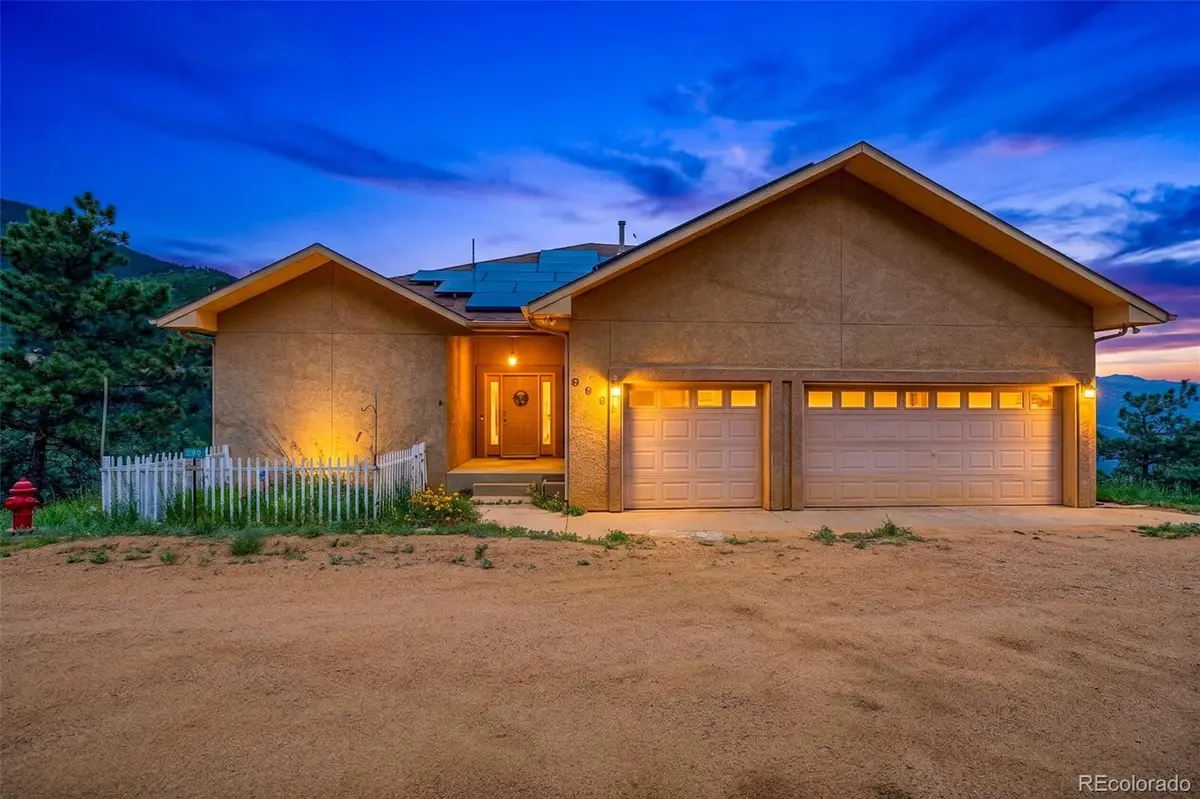 950 Sugar Loaf, Manitou Springs, CO 80829 - #1