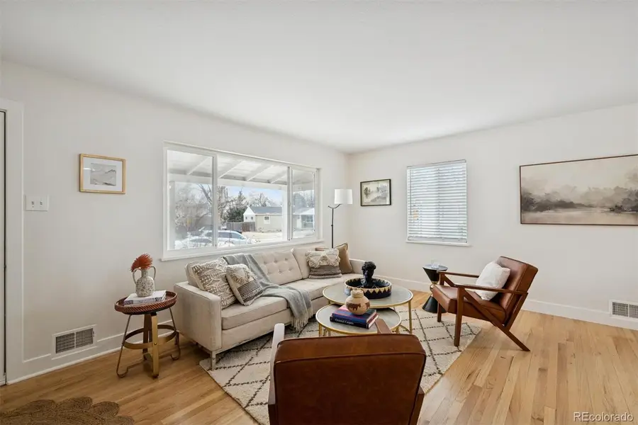 2820 S Holly Place, Denver, CO 80222 - Image #2