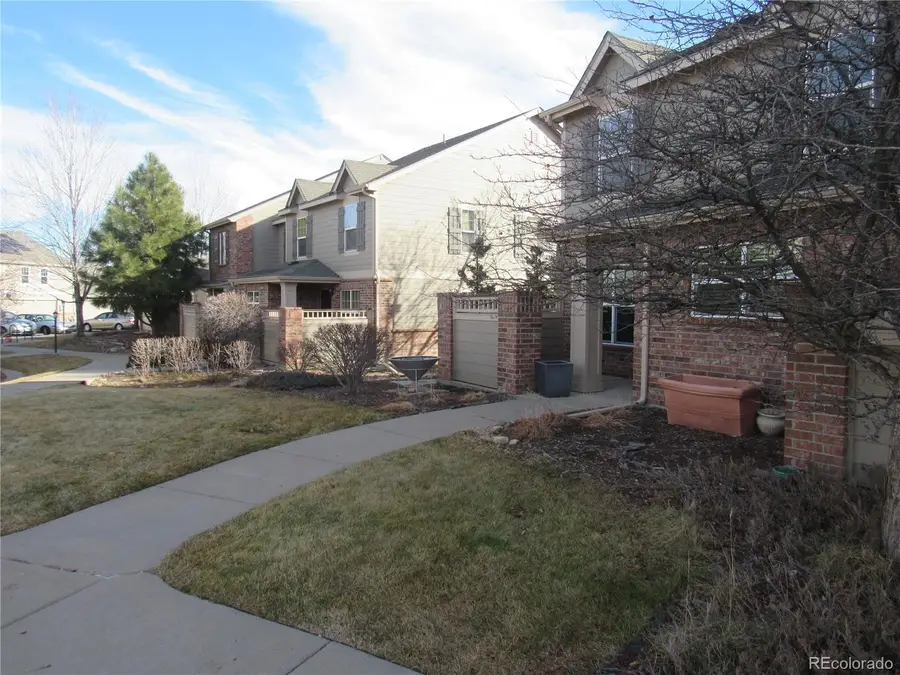 567 Alton Way #E, Denver, CO 80230 - Image #2