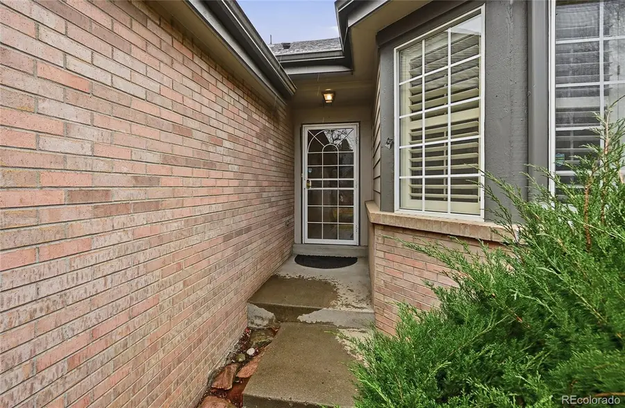 2243 S Yosemite Circle, Denver, CO 80231 - #3