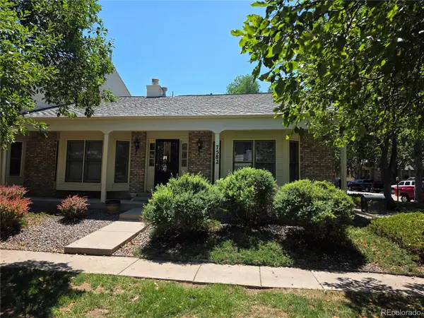 7582 S Cove Circle, Littleton, CO 80122