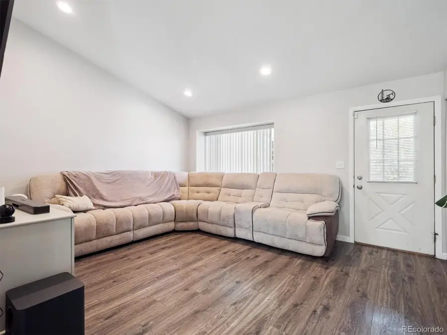 9274 W Friend Drive, Littleton, CO 80128 - Image #3