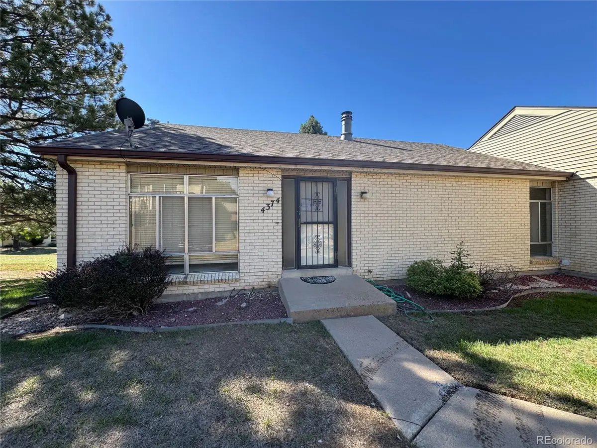 4374 W Pondview Drive, Littleton, CO 80123 - #1