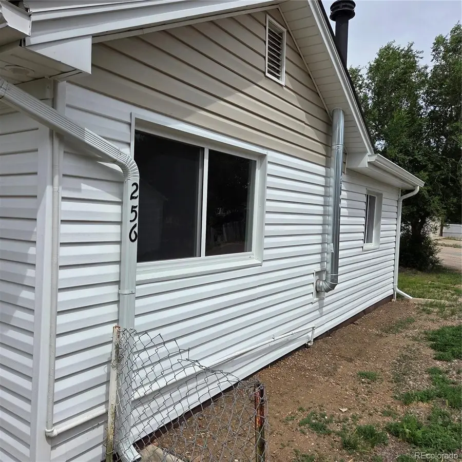 256 S 2nd Avenue, Brighton, CO 80601 - #3