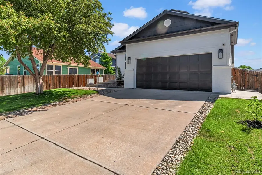 5564 Laredo Street, Denver, CO 80239 - #2