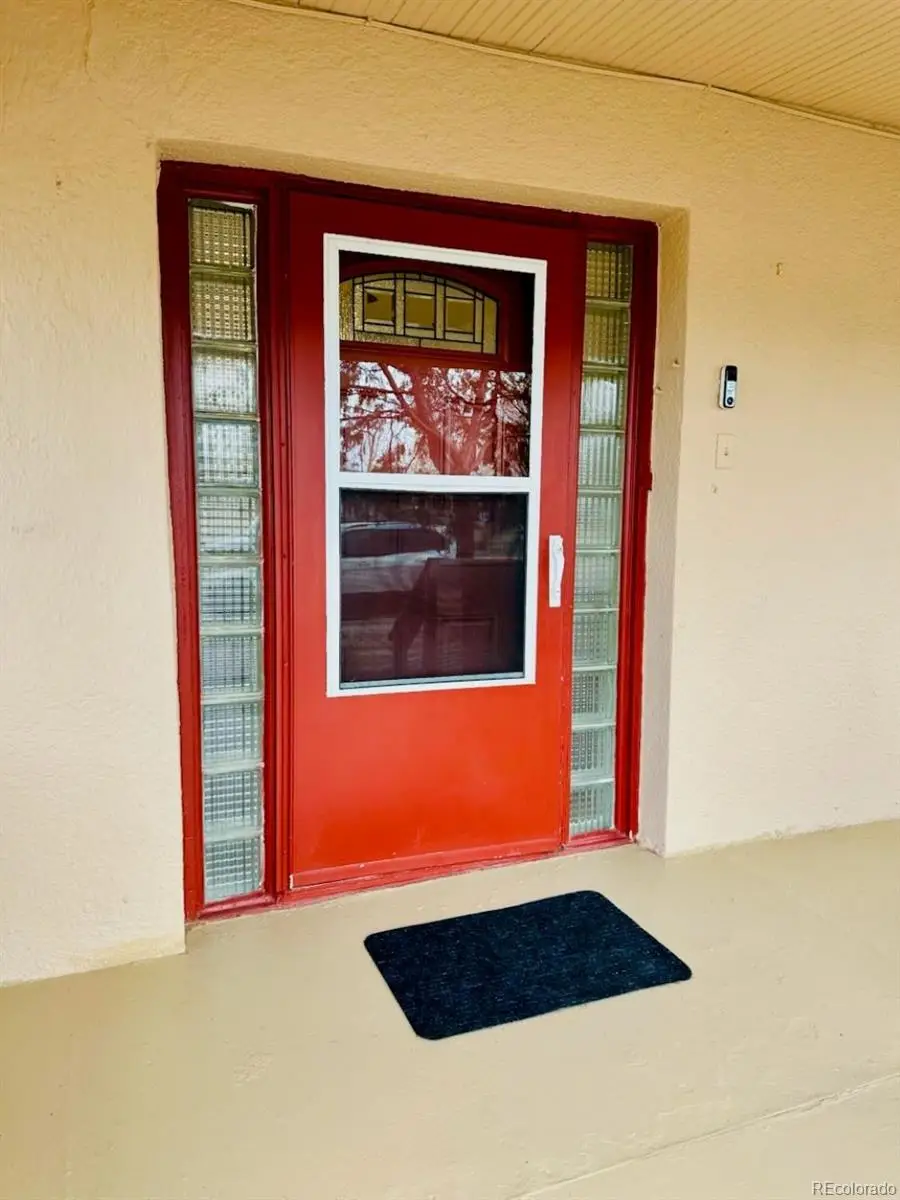 906 9th Street, Alamosa, CO 81101 - #2