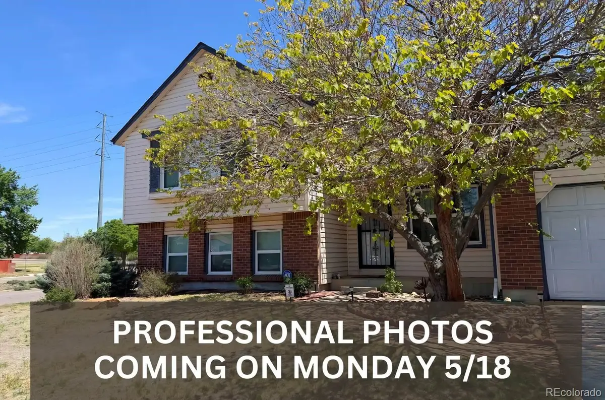 4594 Granby Way, Denver, CO 80239 - #1
