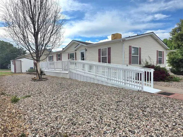 10739 Baily Street, Longmont, CO 80504