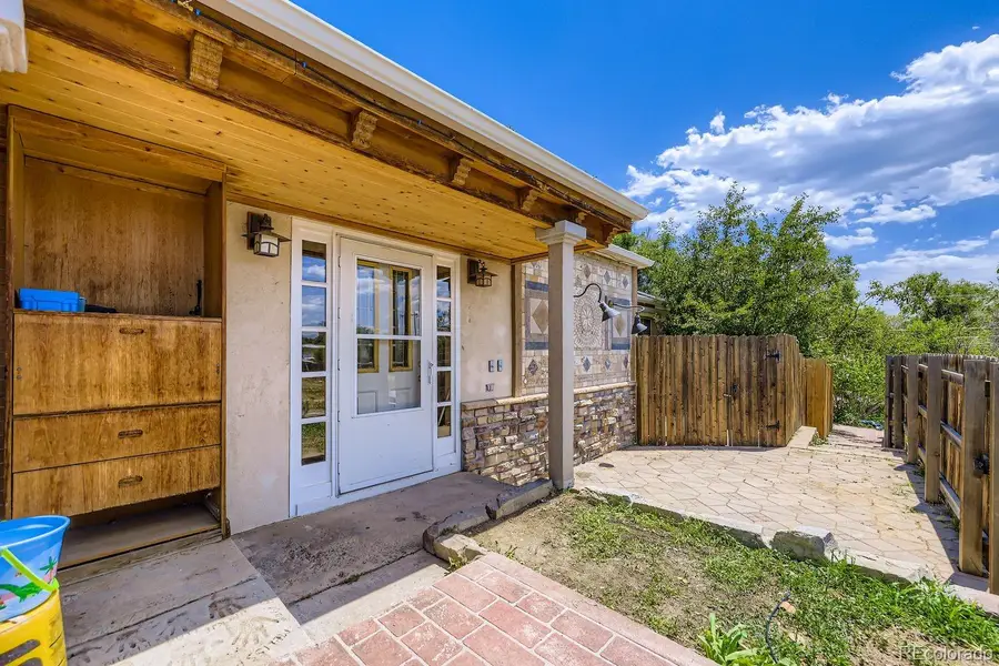 7235 W 61st Avenue, Arvada, CO 80003 - Image #3