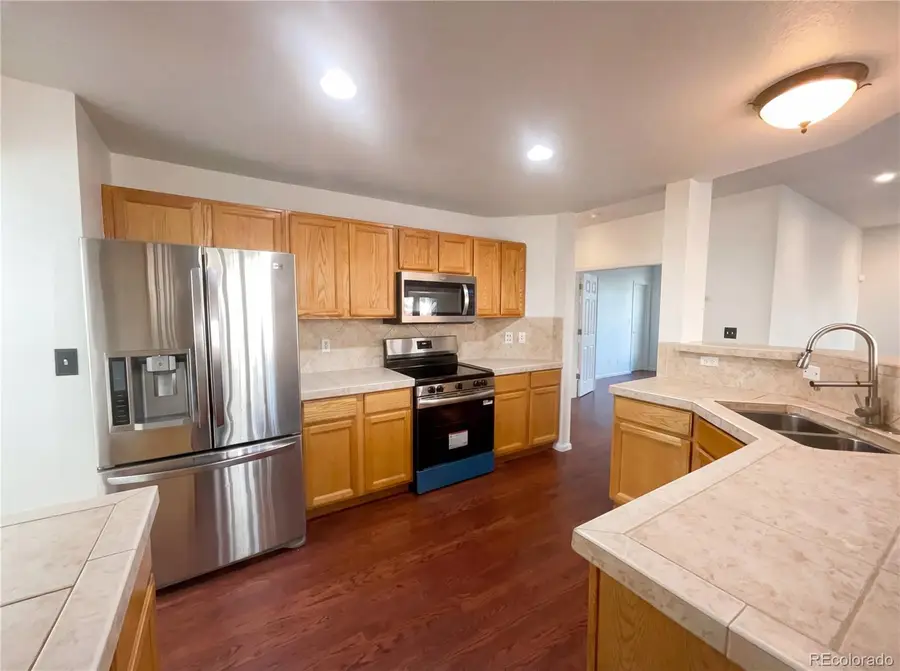 1721 Mountain Maple Avenue, Highlands Ranch, CO 80129 - Image #2