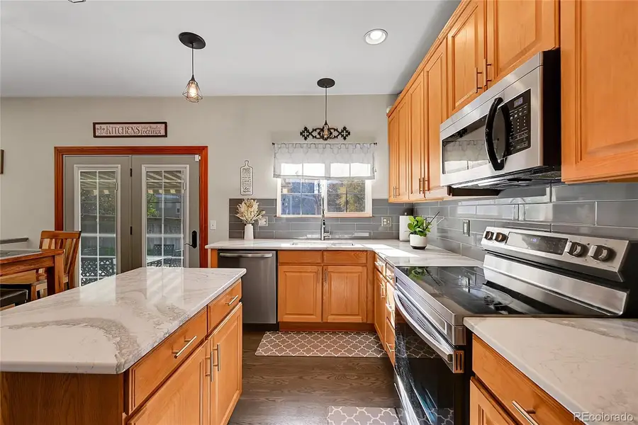 1086 Thornbury Place, Highlands Ranch, CO 80129 - Image #3