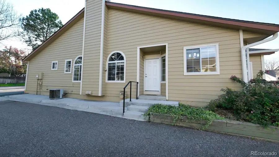 10507 W Maplewood Drive #E, Littleton, CO 80127 - Image #3