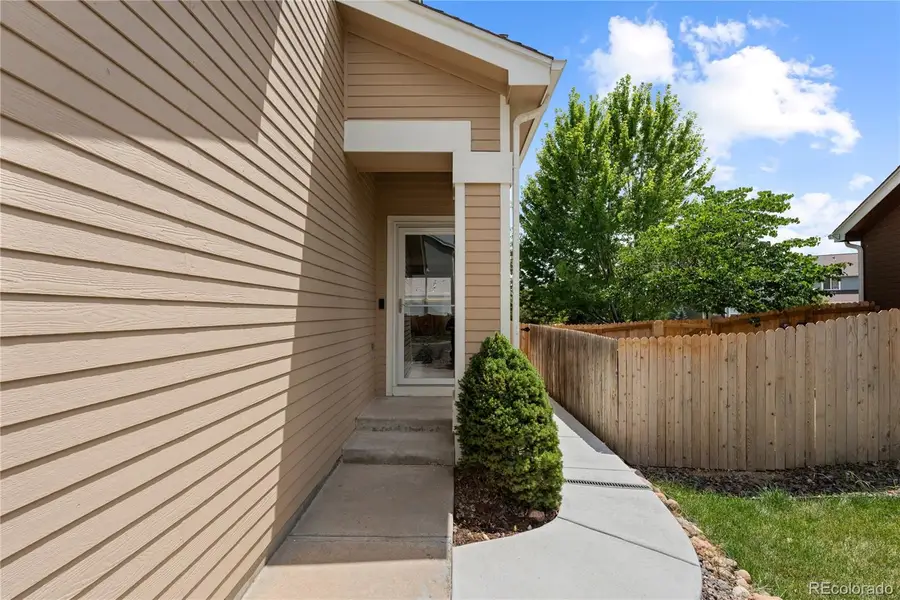 5350 S Picadilly Court, Aurora, CO 80015 - #3