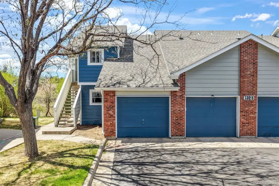 1323 S Cathay Court #202, Aurora, CO 80017 - #3
