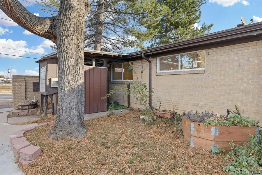 6504 W 14th Avenue, Lakewood, CO 80214 - #3
