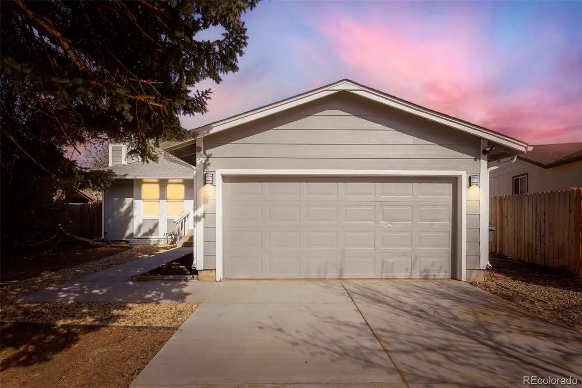 3584 S Olathe Way, Aurora, CO 80013 - #1