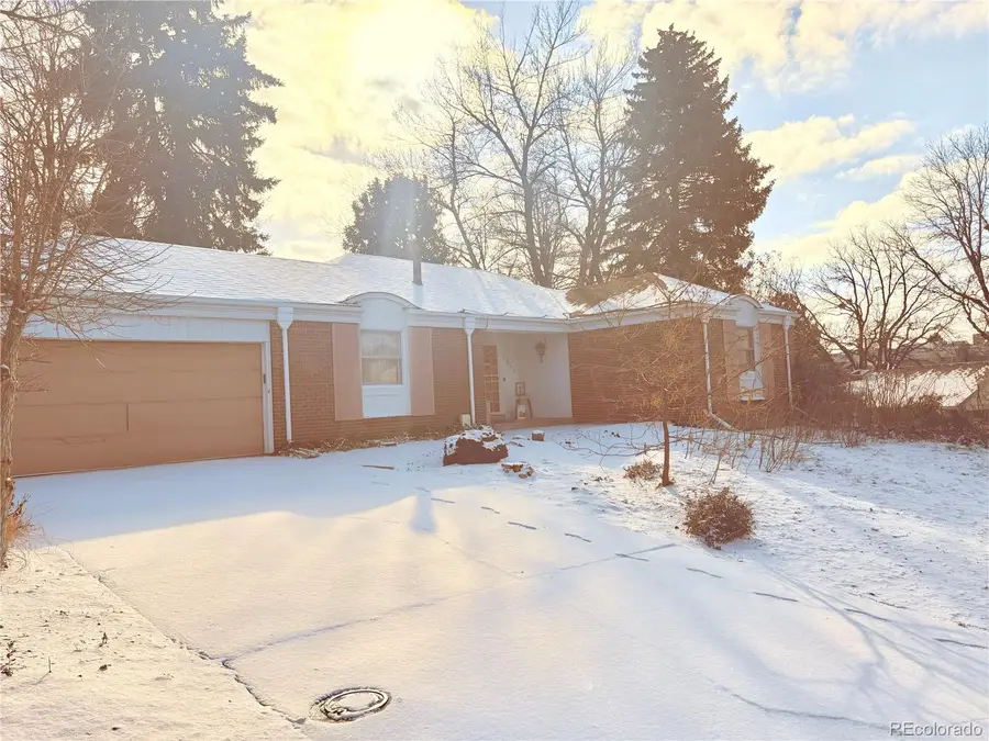 6829 S Elizabeth Circle, Centennial, CO 80122 - Image #2