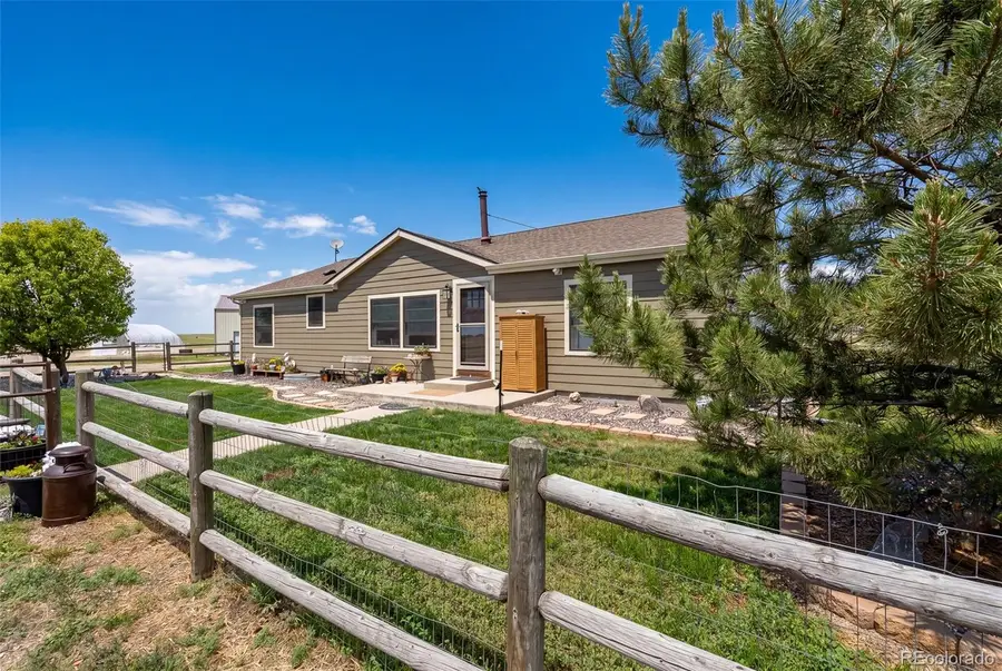 59520 E 64th Avenue, Strasburg, CO 80136 - #3