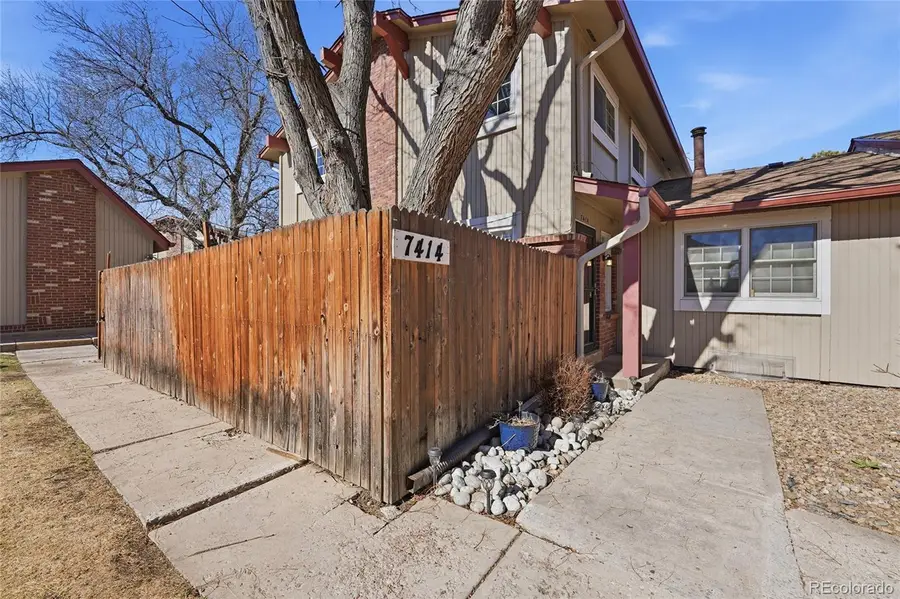 7414 W Roxbury Place, Littleton, CO 80128 - #2