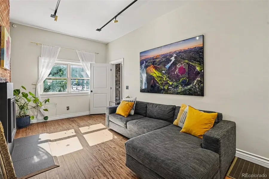 3127 California, Denver, CO 80205 - #3