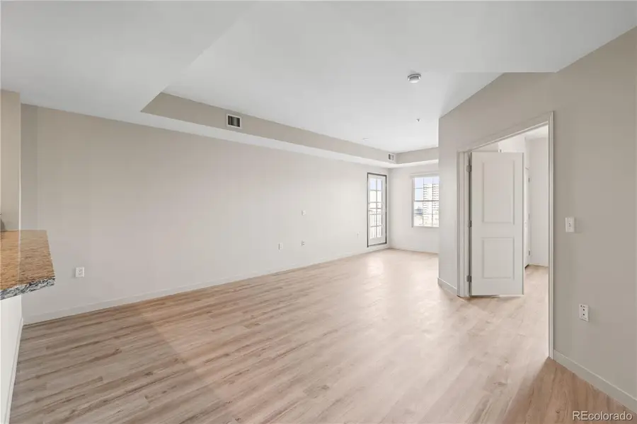 975 N Lincoln Street #8B, Denver, CO 80203 - Image #2