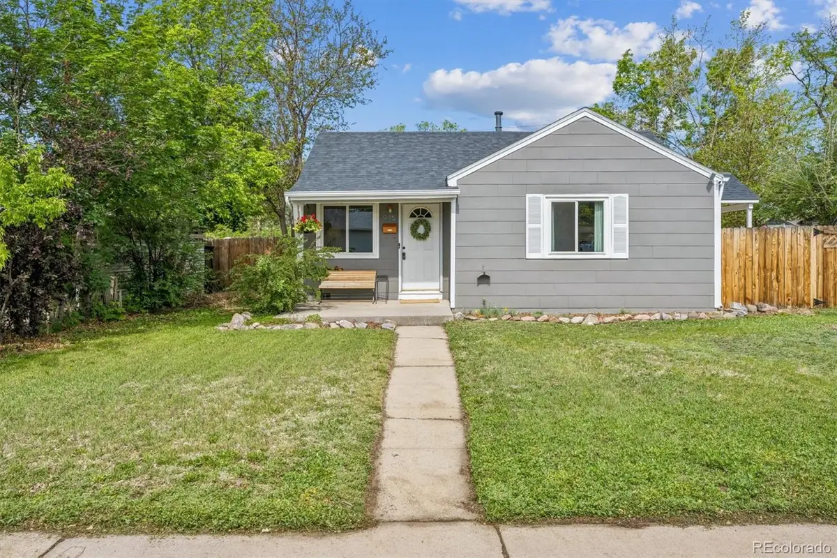 915 Newark Street, Aurora, CO 80010 - #1