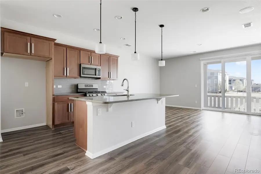 10526 Akron Street, Commerce City, CO 80640 - #3