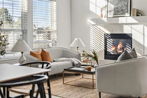 8880 Edinburgh Circle, Highlands Ranch, CO 80129