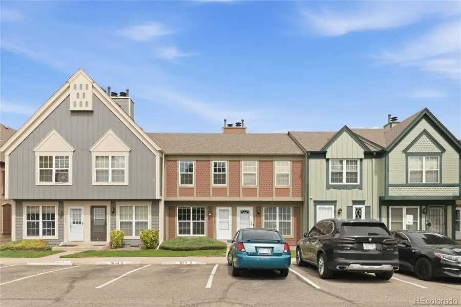 1653 S Blackhawk Way #B, Aurora, CO 80012 - #3