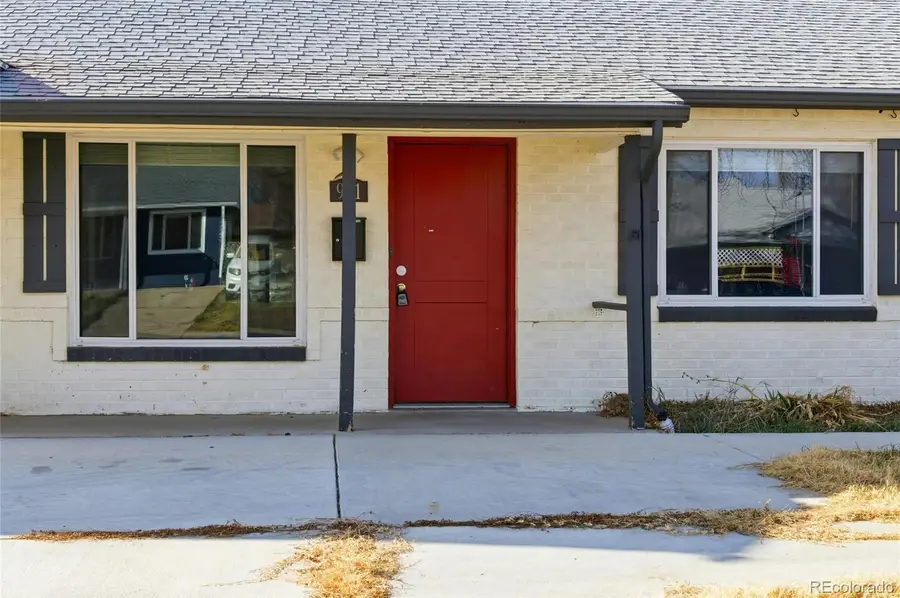 941 Quentin Street, Aurora, CO 80011 - #2