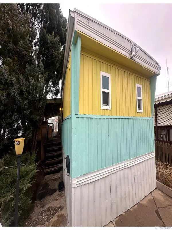 6825 W Mississippi Ave, Lakewood, CO 80226