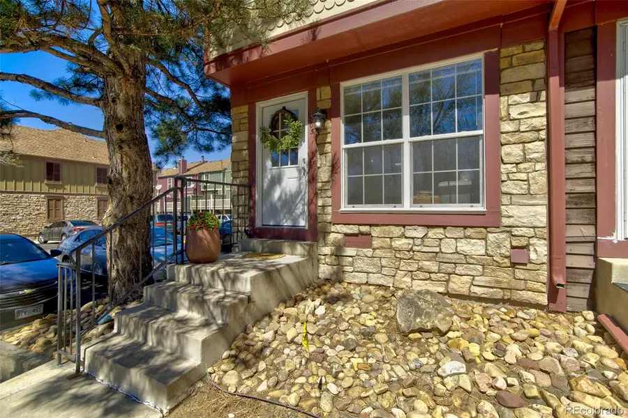 12051 E Tennessee Avenue, Aurora, CO 80012 - #3