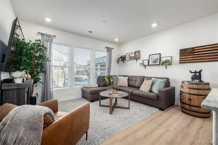 8863 Fraser River Loop, Littleton, CO 80125 - Image #3