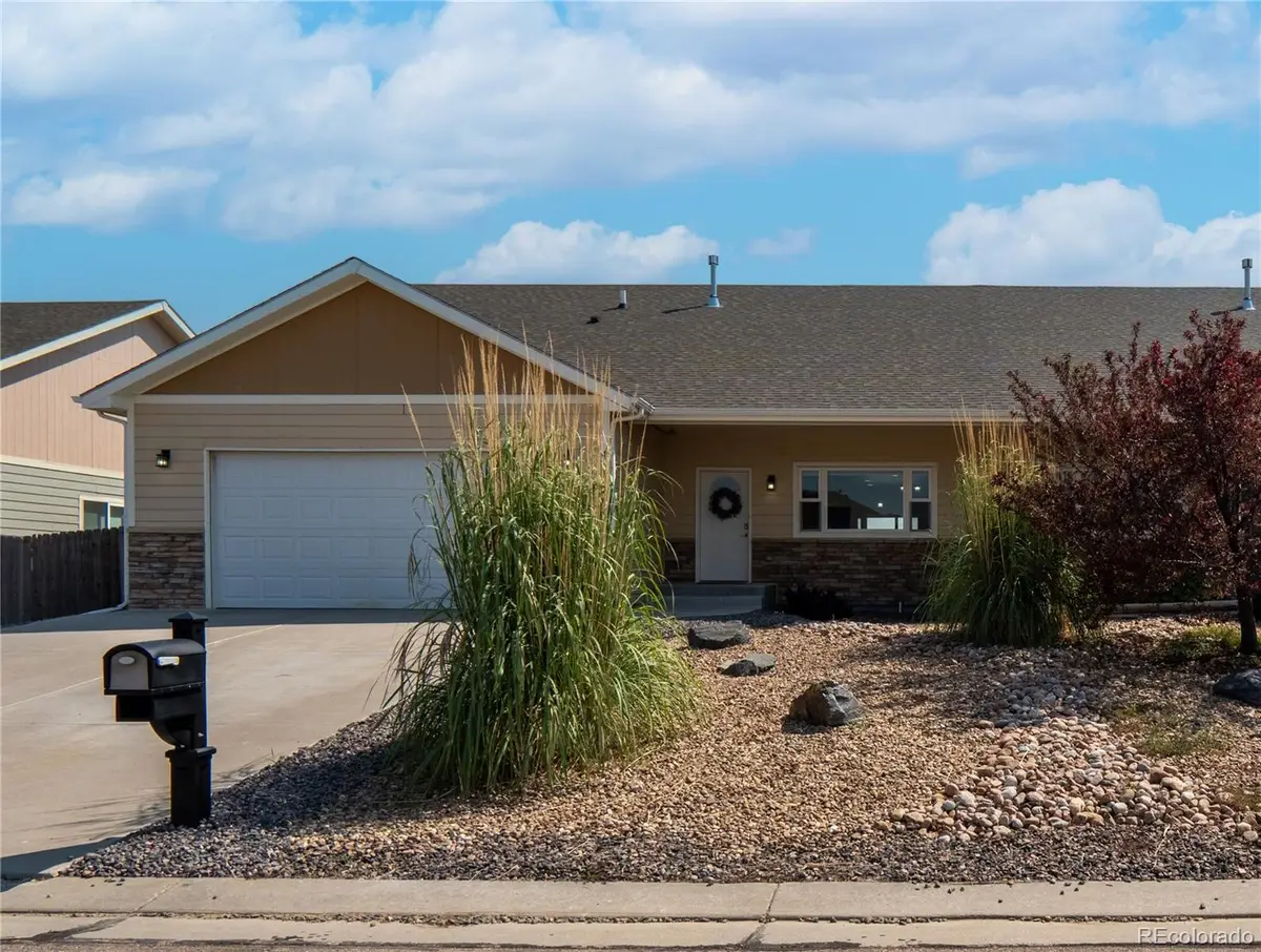 1050 Viewridge Road, Bennett, CO 80102 - #1