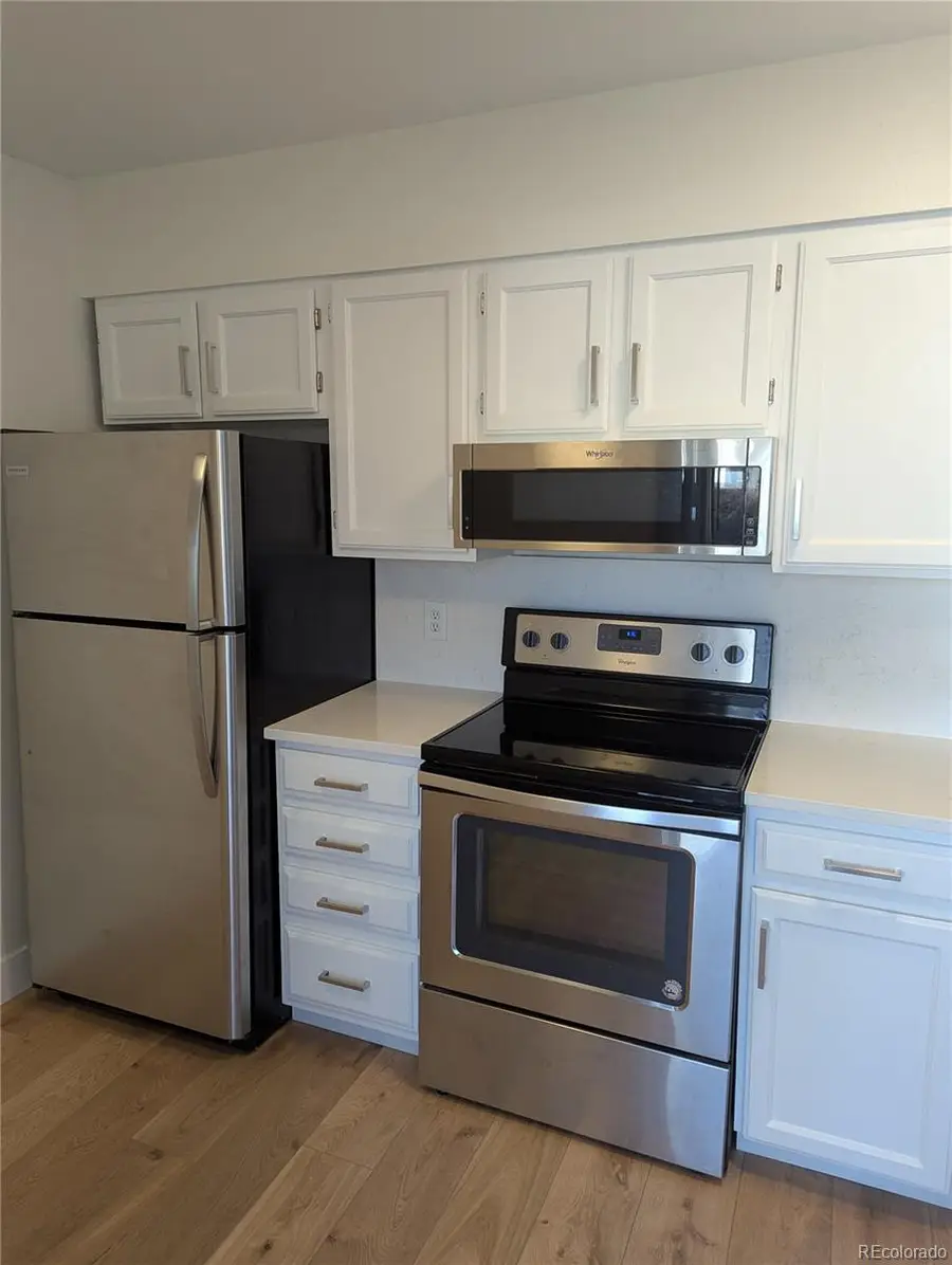 2439 S Xanadu Way #B, Aurora, CO 80014 - Image #2